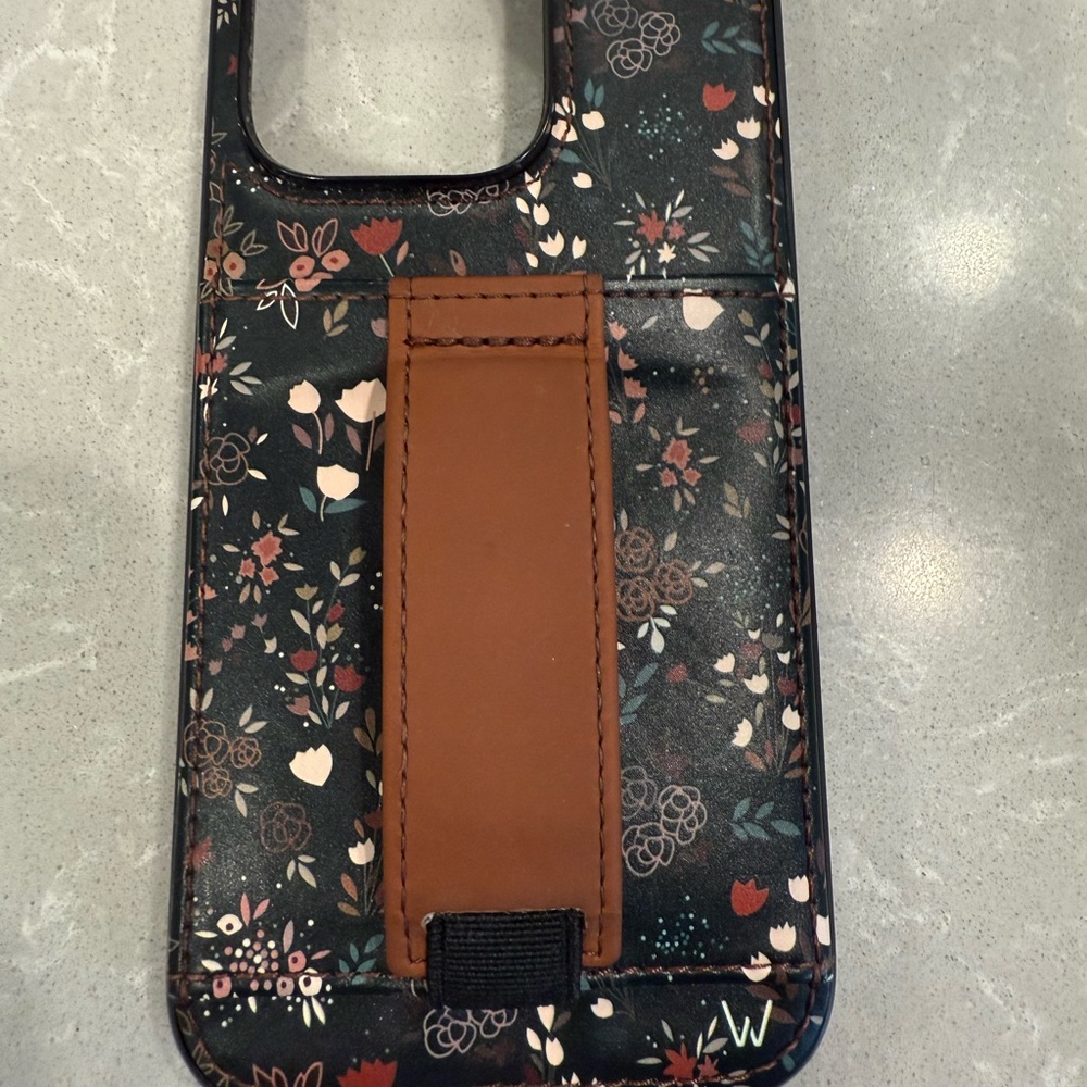 Walli iPhone 14 Pro Case